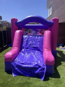 Castillo Hinchable Princesas y Unicornios (Mediano) — alquiler en Navalcarnero