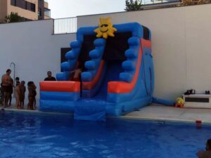 Tobogán Acuático Sol — alquiler en Villaverde